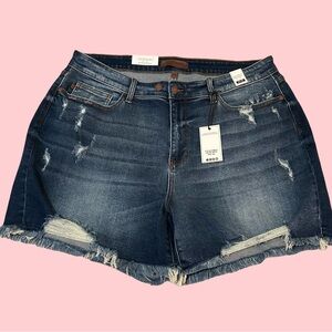 NWT! JUDY BLUE MID RISE, DESTRESS , FRINGE HEM,2WAIST BUTTONS,+SIZE 3XL STRETCH